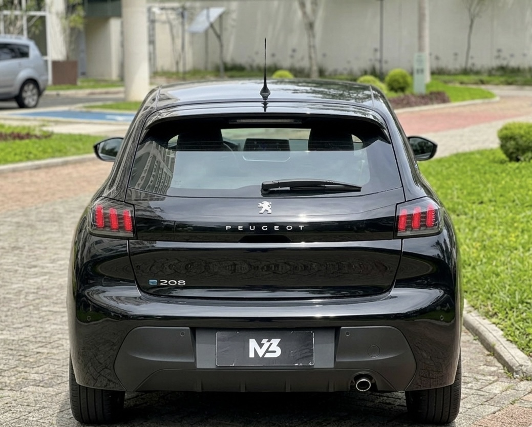 2025 Peugeot 208 ACTIVE MT